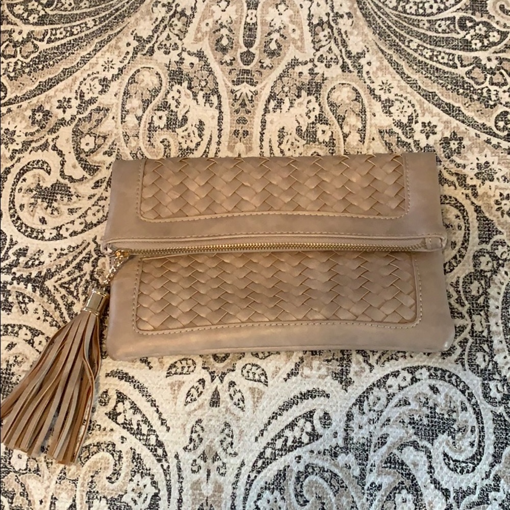 Small clutch